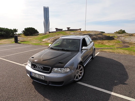 Audi RS4 21 of 24