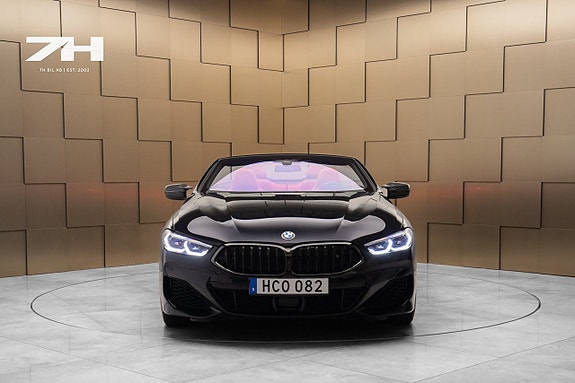 BMW M850i 8 of 26