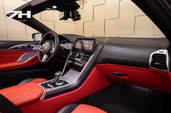 BMW M850i 15 of 26