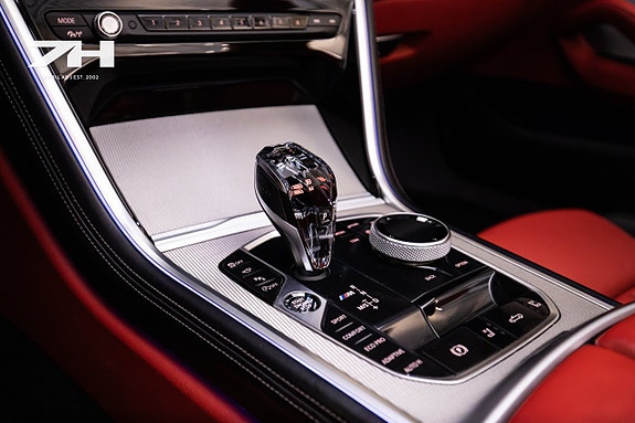 BMW M850i 14 of 26