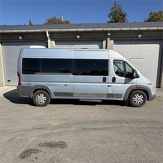 Citroen Jumper Minibus 2 of 30