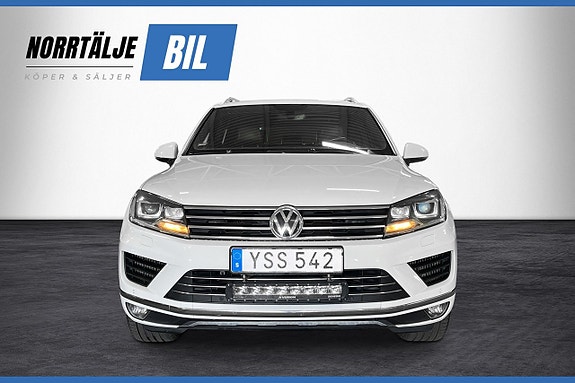 Volkswagen Touareg 6 of 17