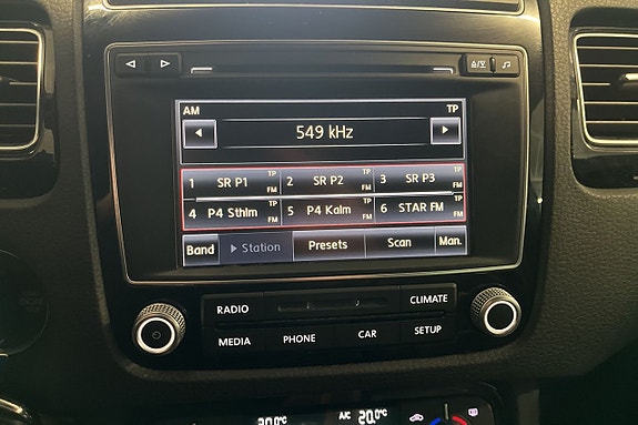 Volkswagen Touareg 13 of 17