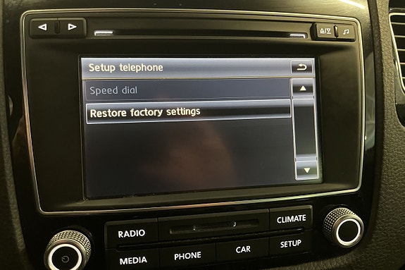 Volkswagen Touareg 14 of 17