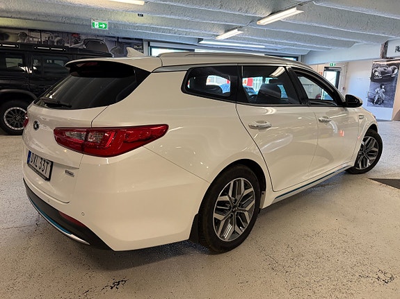 Kia Optima 3 of 22