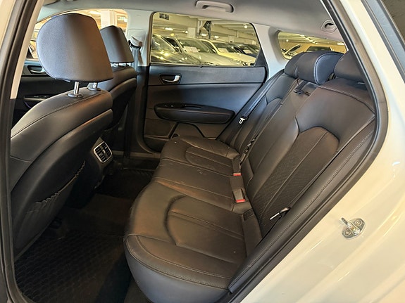 Kia Optima 11 of 22