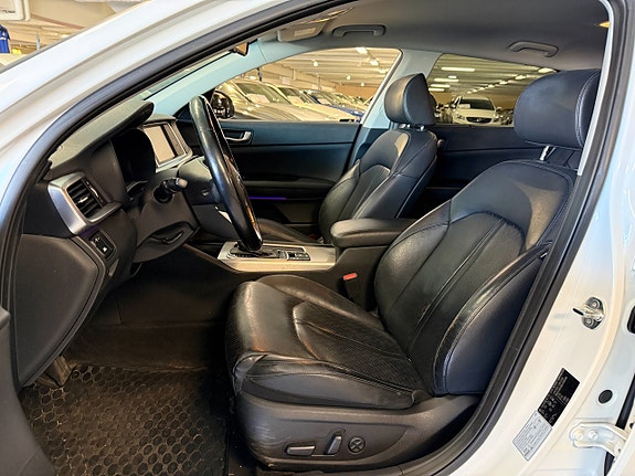 Kia Optima 9 of 22