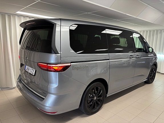Volkswagen Multivan 3 of 12
