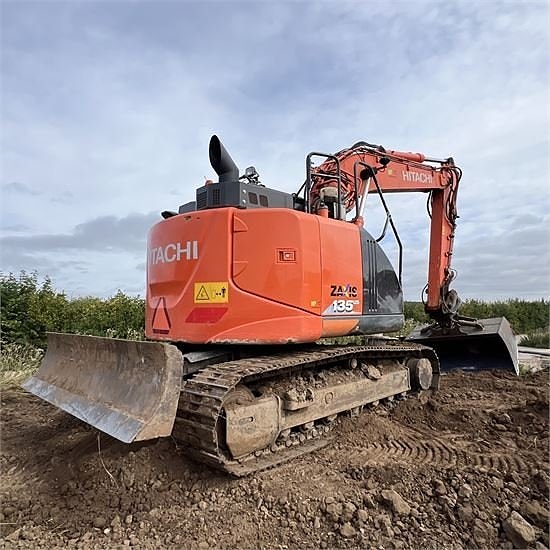 Hitachi ZX135 US-6 - 15 ton - Video 7 of 30