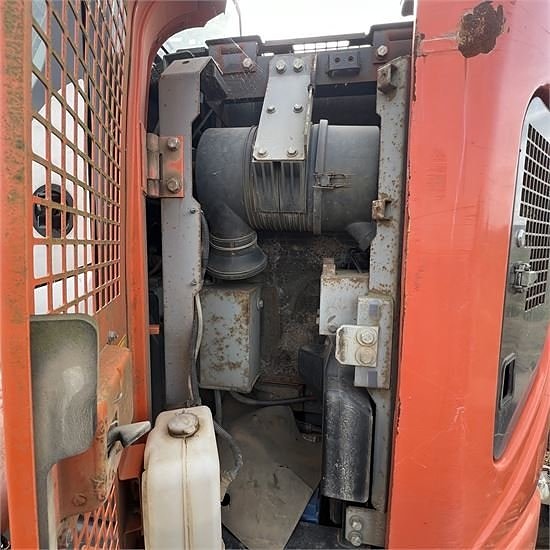 Hitachi ZX135 US-6 - 15 ton - Video 23 of 30