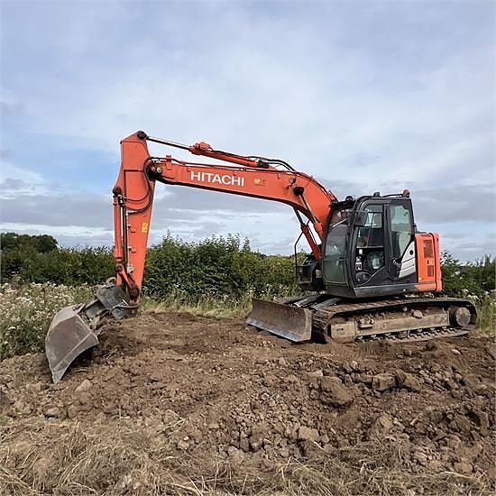 Hitachi ZX135 US-6 - 15 ton - Video 2 of 30