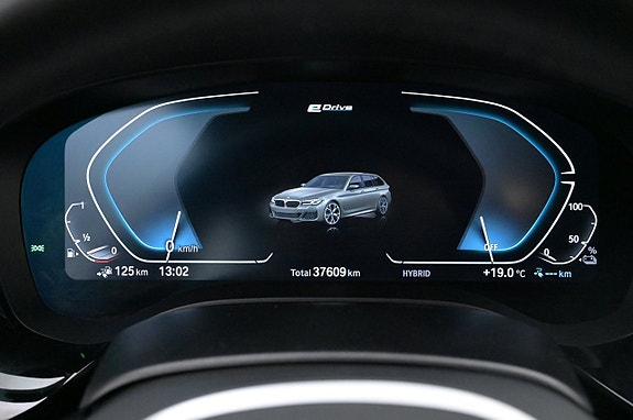 BMW 530e 8 of 27