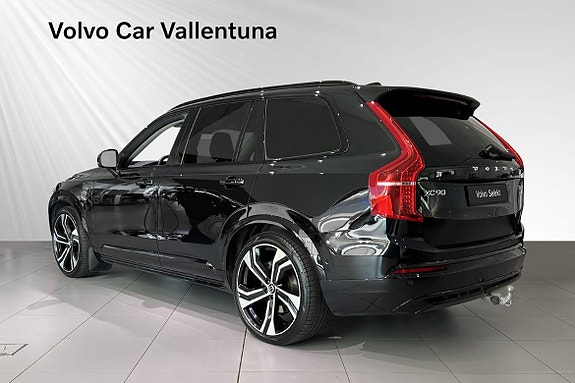 Volvo XC90 4 of 23