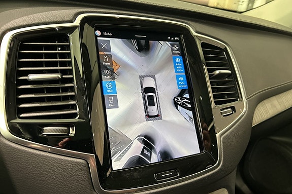Volvo XC90 20 of 23