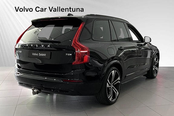 Volvo XC90 5 of 23