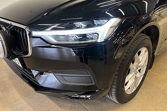 Volvo XC60 3 of 18