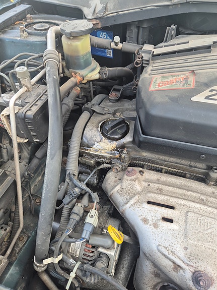 Toyota RAV4 2 of 6