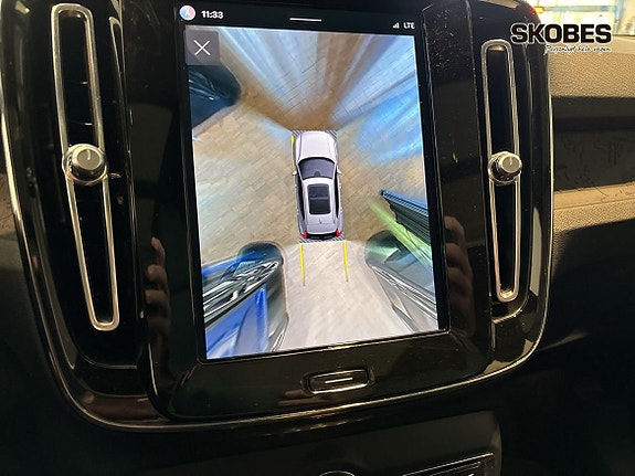 Volvo XC40 21 of 24