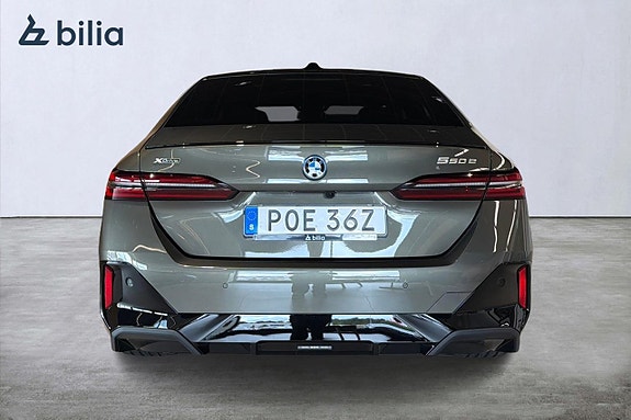BMW 550e 4 of 18