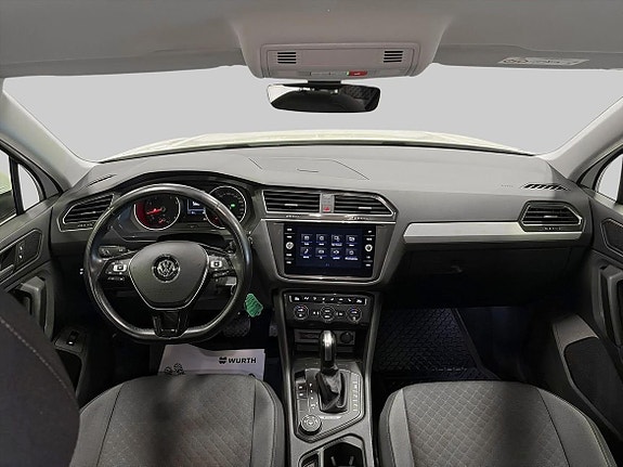Volkswagen Tiguan 11 of 20