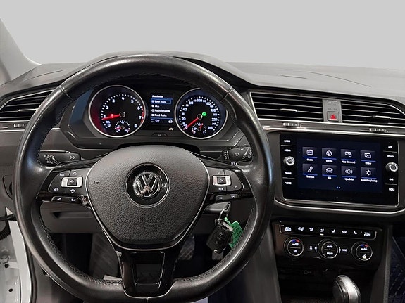 Volkswagen Tiguan 14 of 20