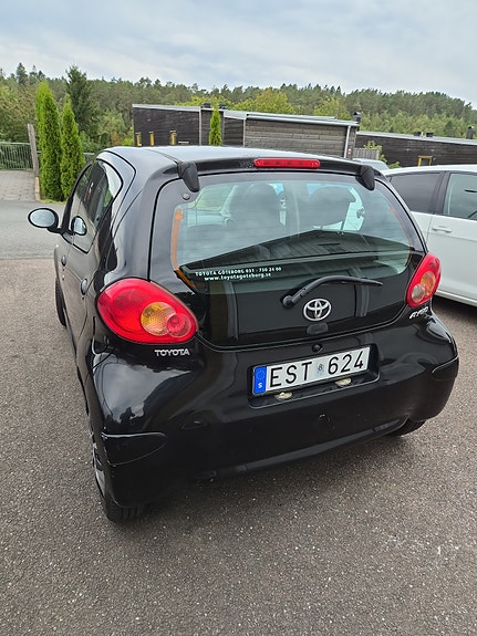 Toyota Aygo 4 of 7