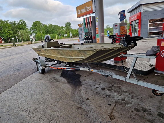 Tracker Grizzly 1648 med helt ny Mercury F40 4 of 4