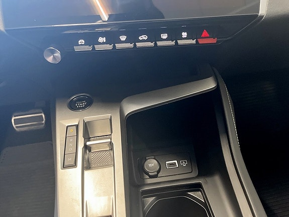Peugeot 408 13 of 24