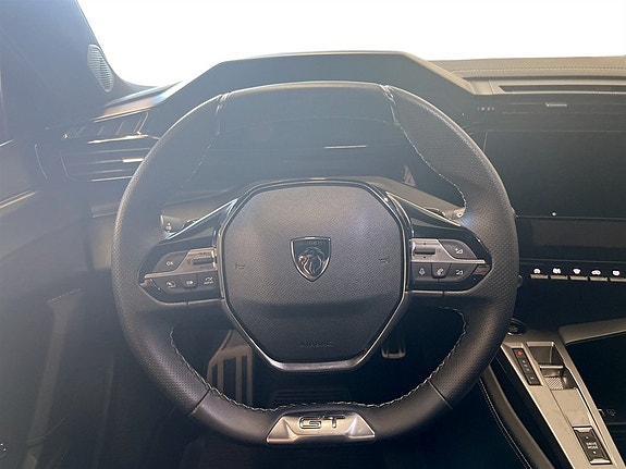 Peugeot 408 8 of 24