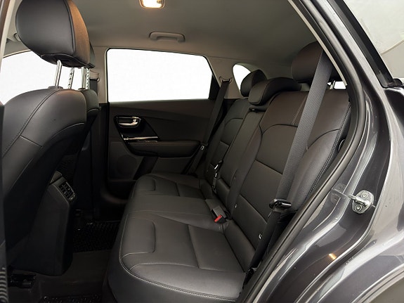 Kia Niro 10 of 27