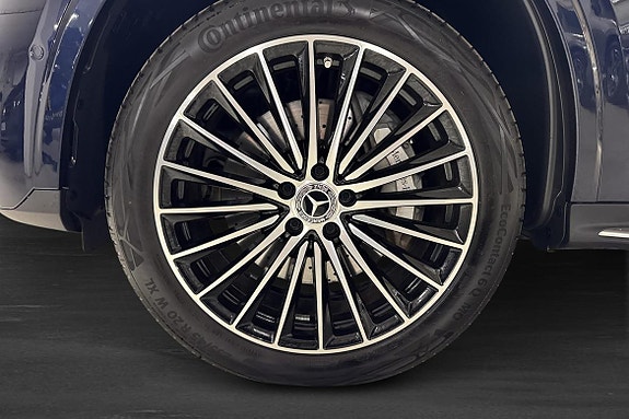 Mercedes-Benz GLC400 e 25 of 25