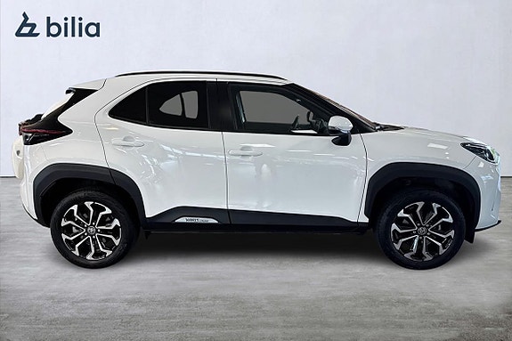 Toyota Yaris Cross 18 of 21