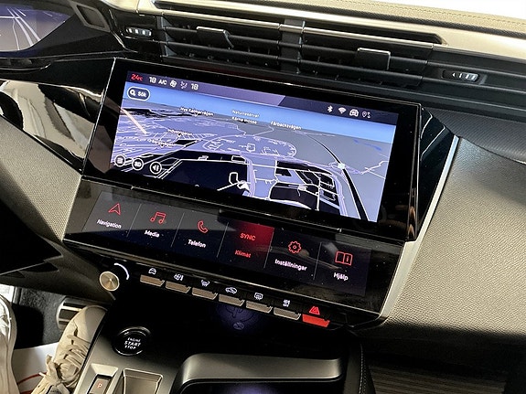 Peugeot 408 9 of 17