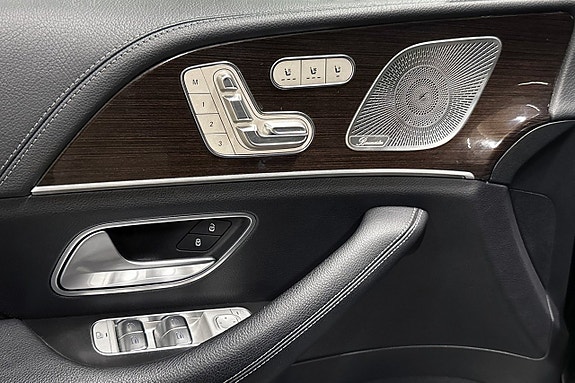 Mercedes-Benz GLS450 d 18 of 28