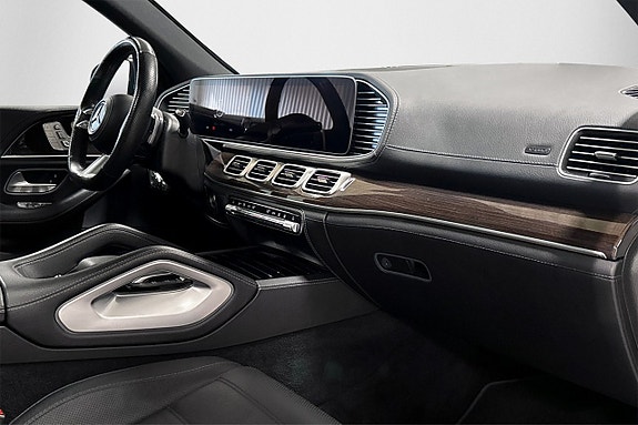 Mercedes-Benz GLS450 d 11 of 28