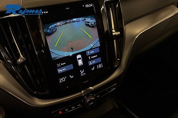 Volvo XC60 14 of 17
