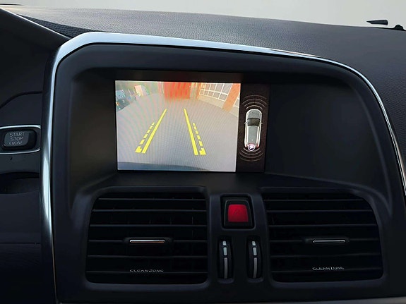 Volvo XC60 19 of 26