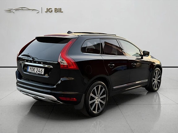 Volvo XC60 7 of 26