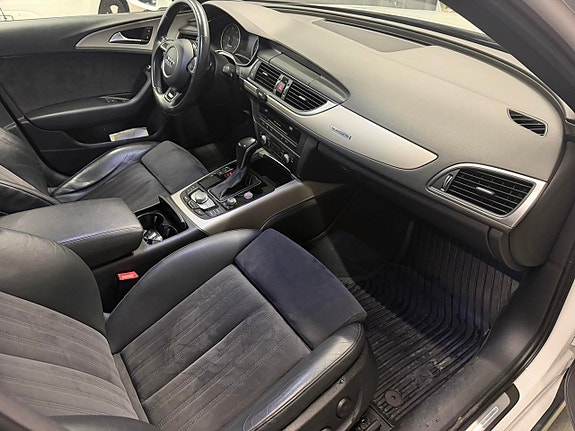 Audi A6 12 of 14