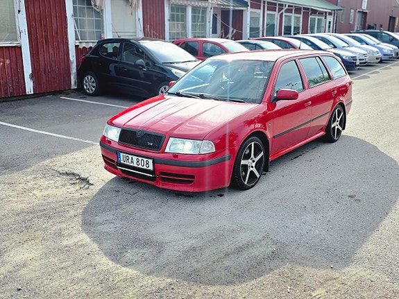 Skoda Octavia 3 of 16