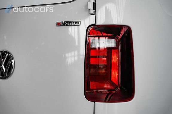 Volkswagen Caddy Maxi 12 of 30