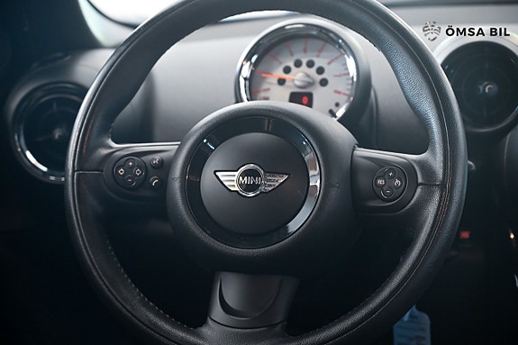 MINI Countryman Cooper S 11 of 16