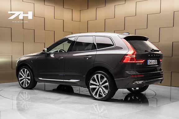 Volvo XC60 3 of 23