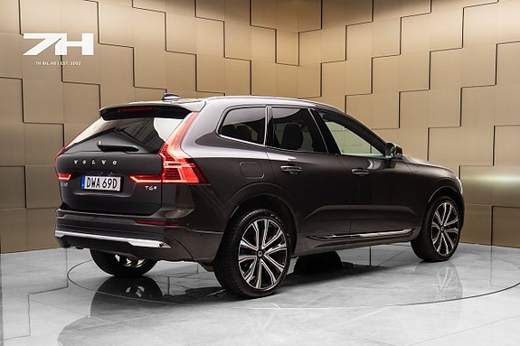 Volvo XC60 5 of 23