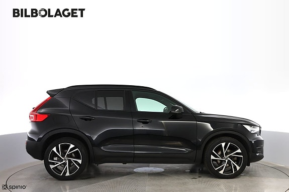 Volvo XC40 5 of 16