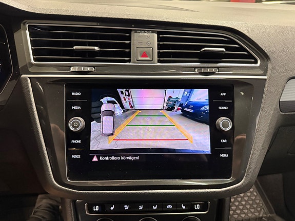 Volkswagen Tiguan 21 of 24