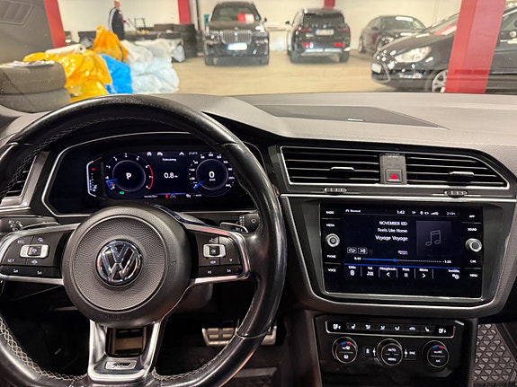 Volkswagen Tiguan 17 of 24