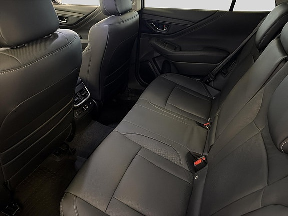 Subaru Outback 9 of 9