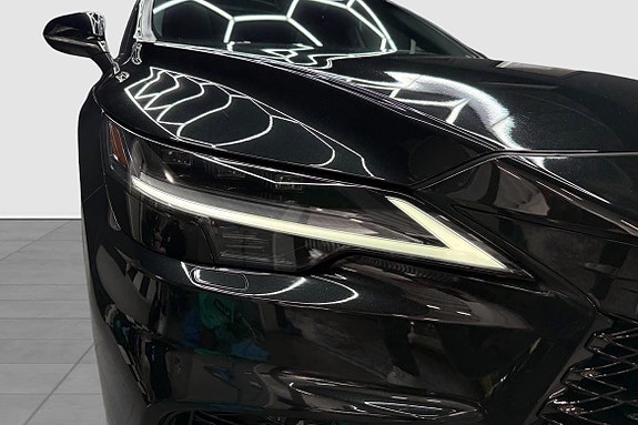 Lexus RX450h 9 of 19