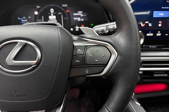 Lexus RX450h 15 of 19
